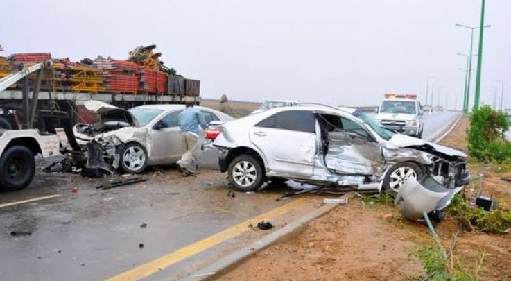 قتيلان إثر اصطدام 3 شاحنات بالجلفة